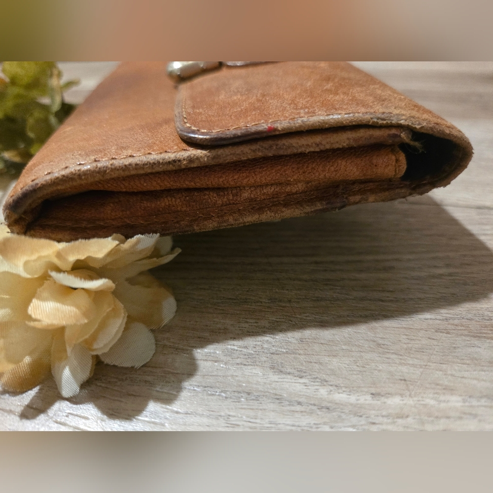 VINTAGE CHLOE BOW KNOT LONG WALLET - Picture 3 of 8